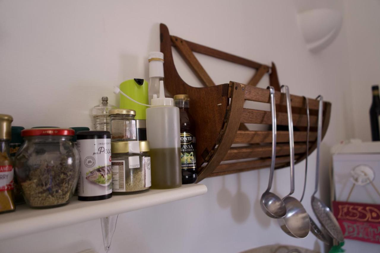 Minicasa Nella Natura, Con Piscina A Due Passi 오스투니 외부 사진